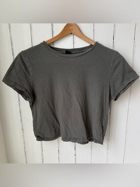 Wild Fable Cropped Green Tee Shirt
